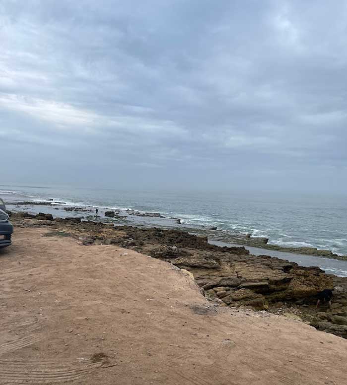 أرض هكتار بجانب البحر من أجل المشاريع السياحية بالجديدة